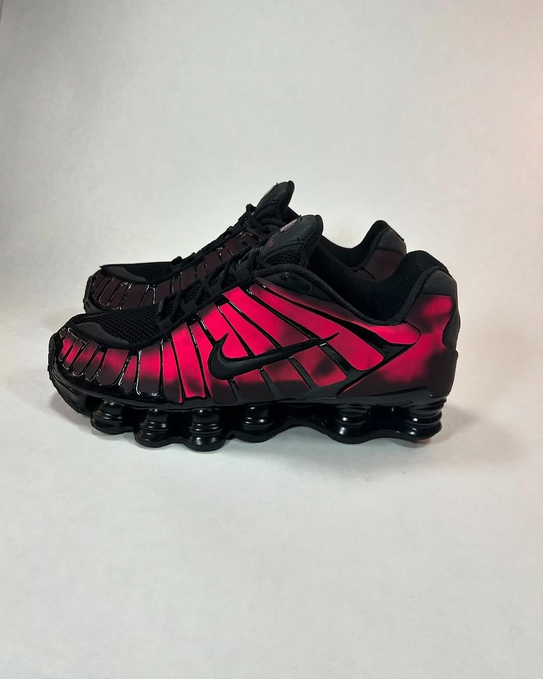 Nike Shox THERMOREACTIVE (EXCLUSIVE)